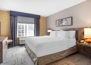 Hilton Garden Inn Charlotte/Concord hotel thumbnail 7