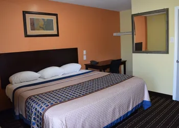 White Oaks Motel Pennsville/Carneys Point hotel thumbnail 7