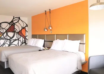 University Inn hotel thumbnail 4