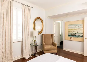 Old Capitol Inn hotel thumbnail 4