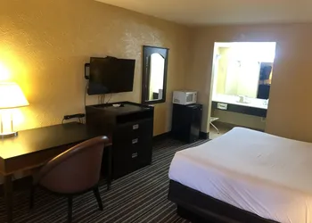 Nendels Inn & Suites hotel thumbnail 8
