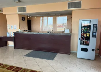 Travelerslodge Motel hotel thumbnail 3