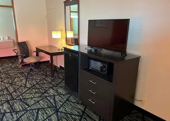 Travelerslodge Motel hotel thumbnail 8