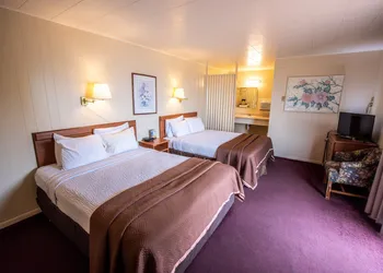 Northwinds Motel hotel thumbnail 7