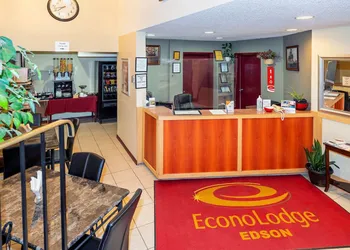 Econo Lodge Edson hotel thumbnail 2