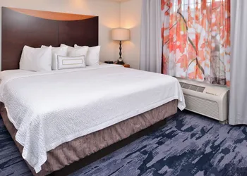 Fairfield Inn & Suites by Marriott Pelham hotel thumbnail 7