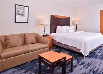 Fairfield Inn & Suites by Marriott Pelham hotel thumbnail 8