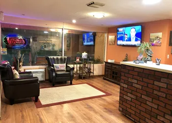 Annie Oakley Motel Oakley hotel thumbnail 5