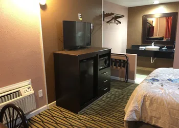 Annie Oakley Motel Oakley hotel thumbnail 6