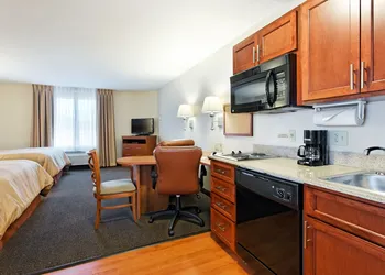 Candlewood Suites Cape Girardeau by IHG hotel thumbnail 5