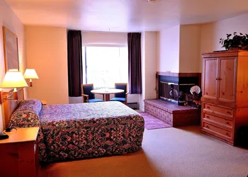 Pacific Gardens Inn hotel thumbnail 4