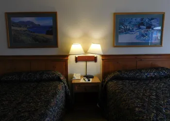 Pacific Gardens Inn hotel thumbnail 7