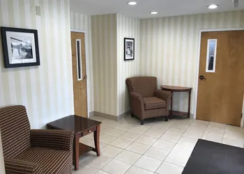 Rosemont Suites hotel thumbnail 3