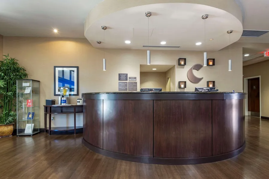 Comfort Suites Huntersville near Lake Norman hotel detail image 2