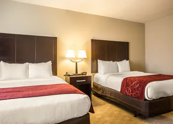 Comfort Suites Huntersville near Lake Norman hotel thumbnail 3