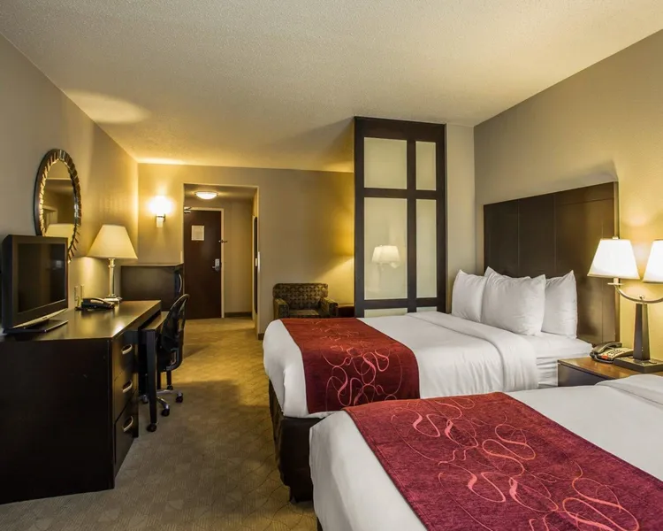 Comfort Suites Huntersville near Lake Norman hotel detail image 6