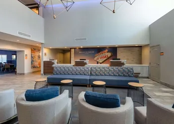 La Quinta Inn & Suites by Wyndham Las Vegas Airport South hotel thumbnail 5