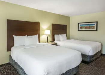 La Quinta Inn & Suites by Wyndham Las Vegas Airport South hotel thumbnail 6