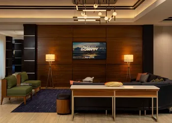Courtyard by Marriott Houston Kemah hotel thumbnail 2