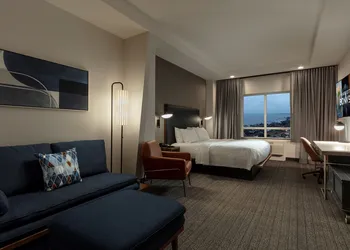 Courtyard by Marriott Houston Kemah hotel thumbnail 6