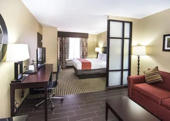 Holiday Inn Express & Suites Elkton - University Area by IHG hotel thumbnail 6