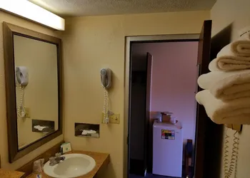 Baymont by Wyndham Cookeville hotel thumbnail 3