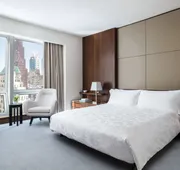 The Langham, New York, Fifth Avenue hotel detail image 5
