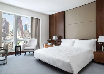 The Langham, New York, Fifth Avenue hotel thumbnail 5