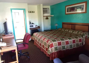 Klamath Motor Lodge hotel thumbnail 4