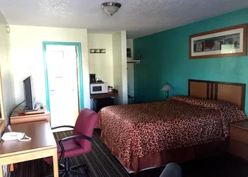 Klamath Motor Lodge hotel thumbnail 5