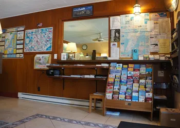 Hyland Motor Inn hotel thumbnail 2