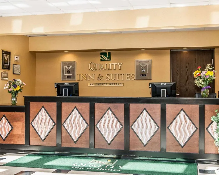Quality Inn & Suites hotel detail image 2
