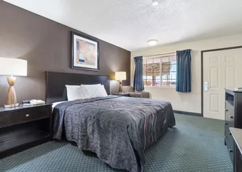 Economy Inn Barstow hotel thumbnail 7
