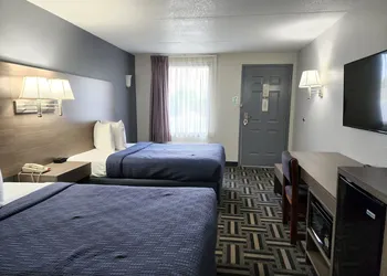 Drakes Creek Inn hotel thumbnail 5