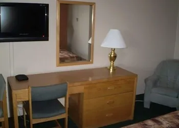 Keystone Motor Inn, a Travelodge by Wyndham hotel thumbnail 3