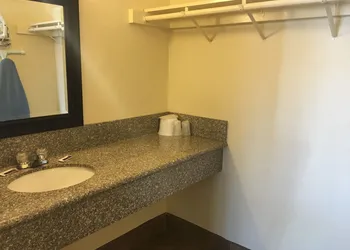 Colton Inn hotel thumbnail 5