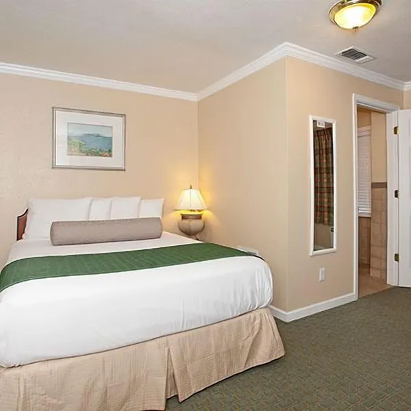 Traveler's Inn hotel detail image 6