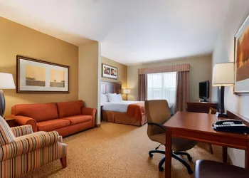 Country Inn & Suites by Radisson, Texarkana, TX hotel thumbnail 8