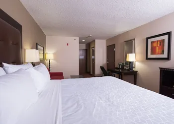 Holiday Inn Express Hartford – Newington, by IHG hotel thumbnail 3