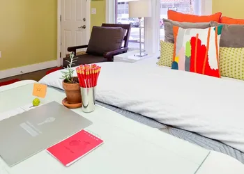 Boise Guest House hotel thumbnail 5