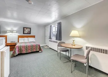 The Gables inn hotel thumbnail 3