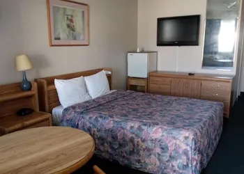 Tropicana Inn hotel thumbnail 2