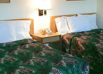 America's Value Inn Mexico hotel thumbnail 4