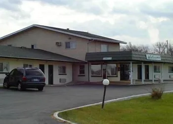 America's Value Inn Mexico hotel thumbnail 6