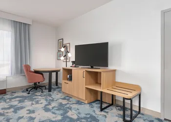 Hampton Inn & Suites Houston/Pasadena hotel thumbnail 7