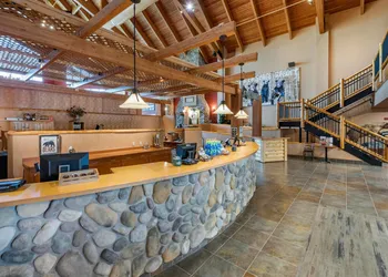 Three Bears Waterpark Resort Near Tomah, Ascend Collection Hotel hotel thumbnail 3