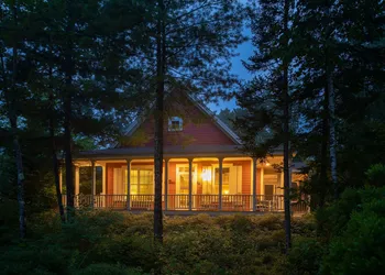 Hidden Pond hotel thumbnail 6