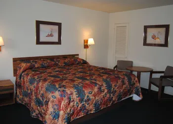 La Vista Inn hotel thumbnail 3
