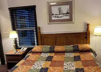 Jumping Frog Motel hotel thumbnail 6