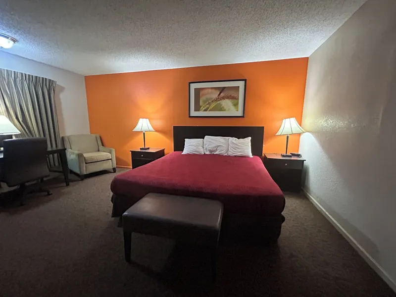 Knights Inn & Suites Emporia hotel detail image 6